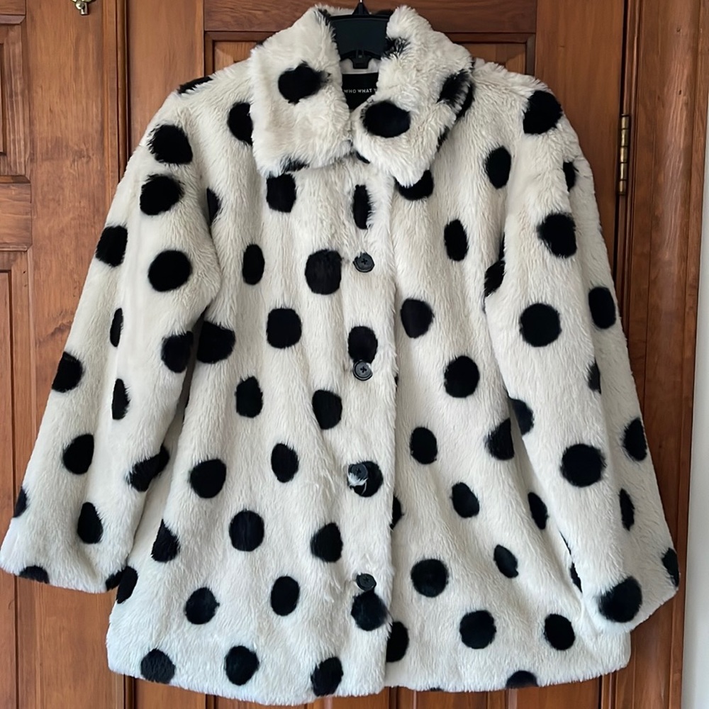 NWT Who What Wear polka dot faux fur coat